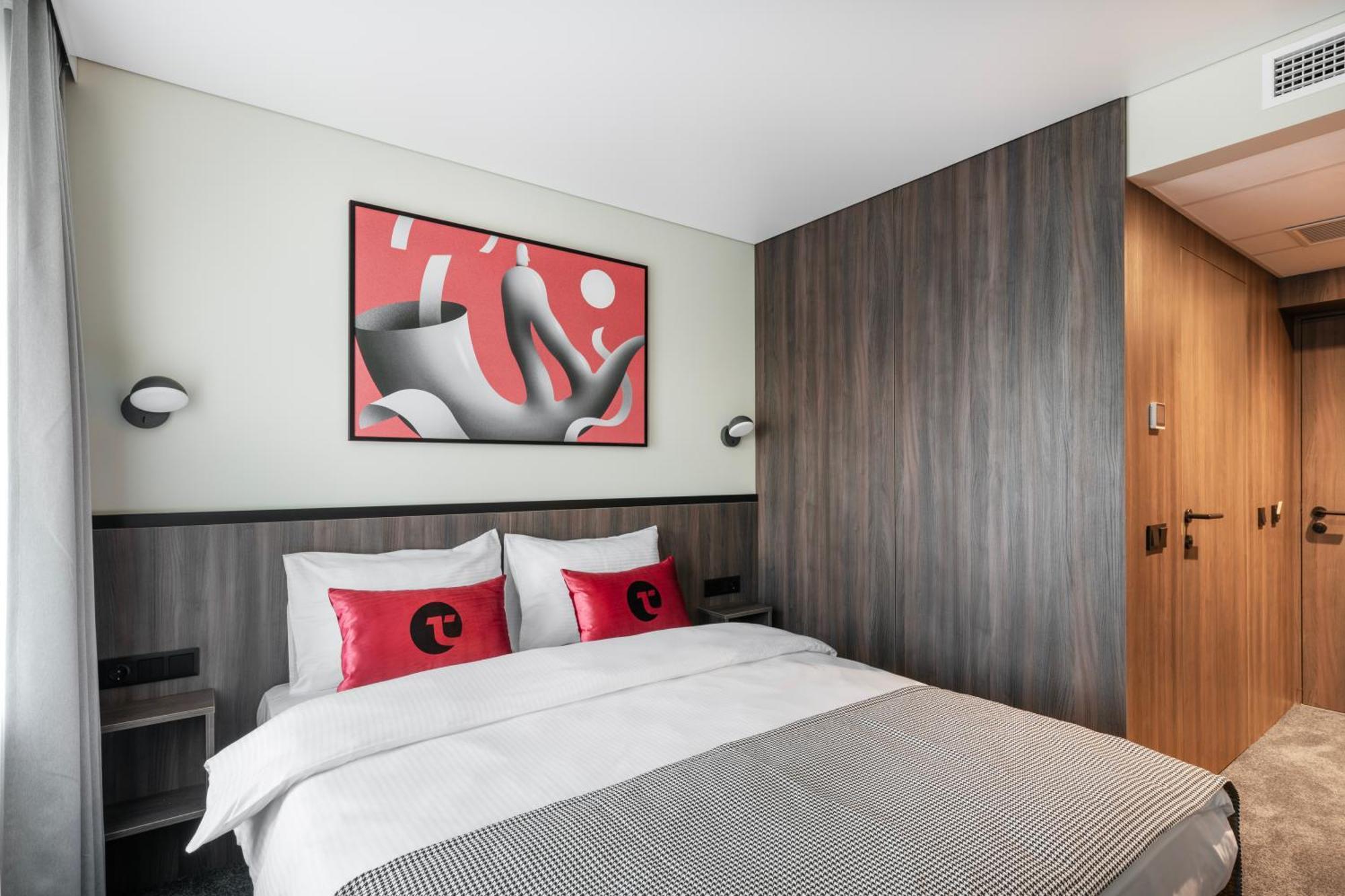 Taurage Hotel エクステリア 写真