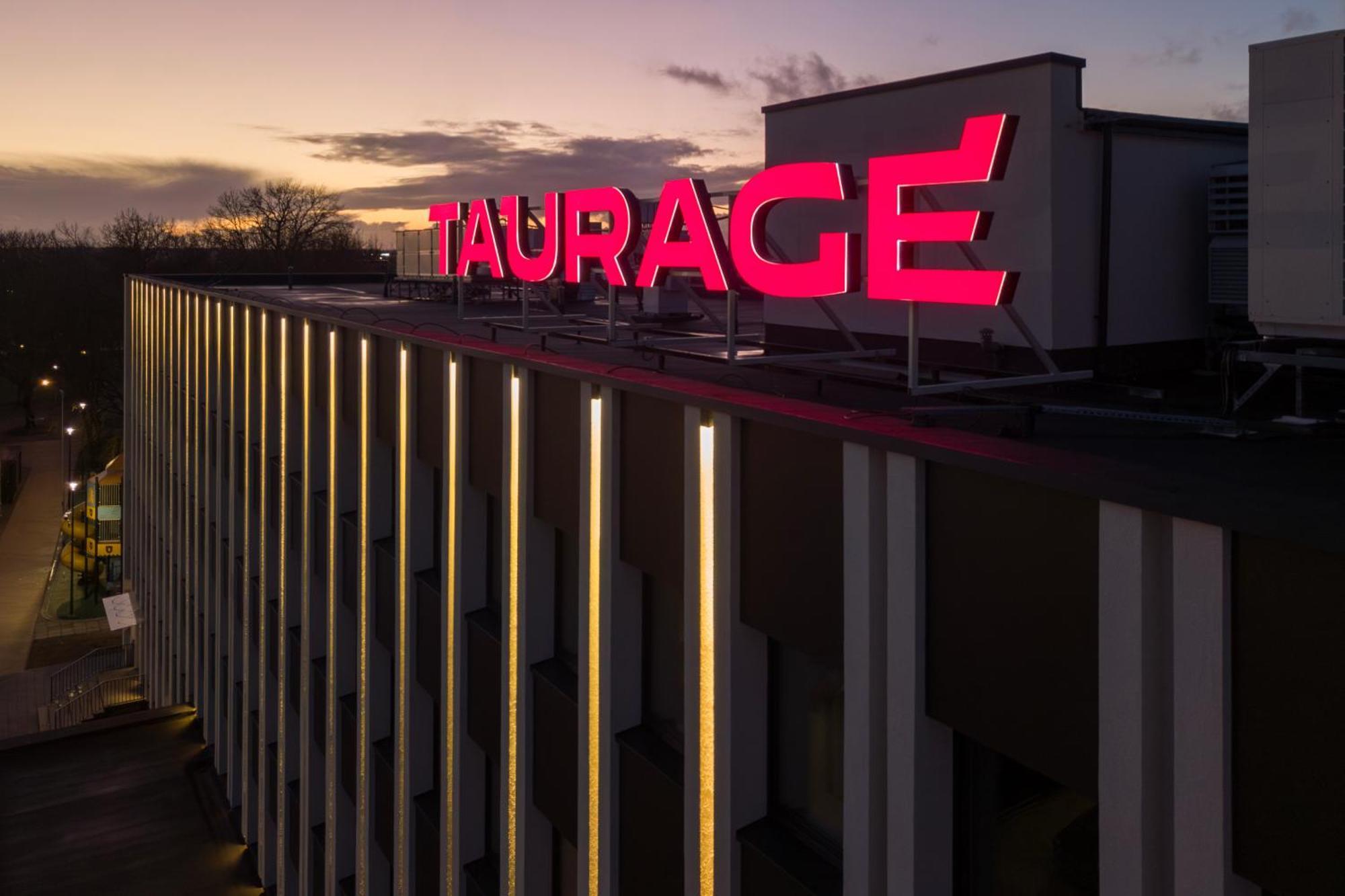 Taurage Hotel エクステリア 写真