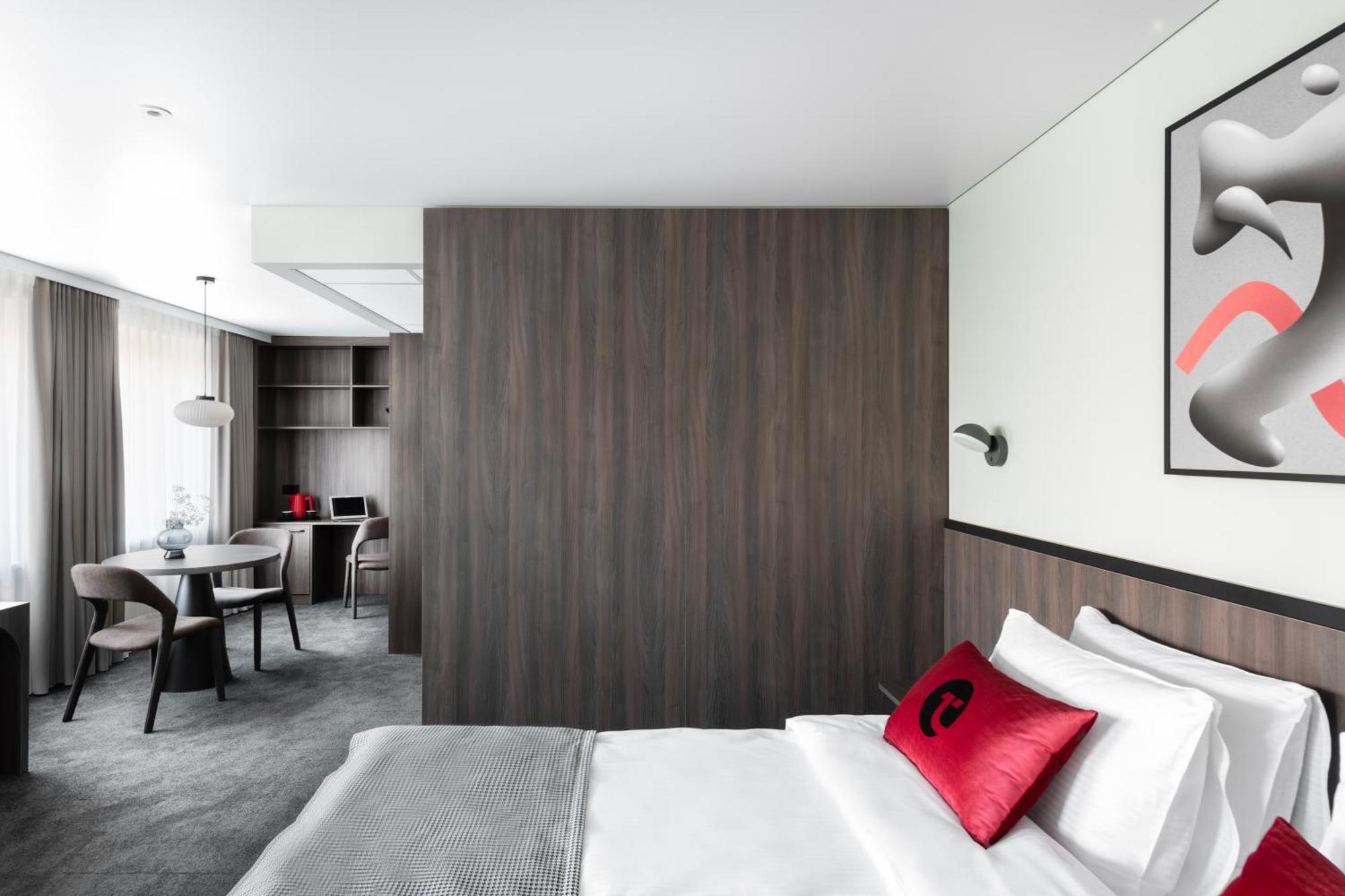Taurage Hotel エクステリア 写真