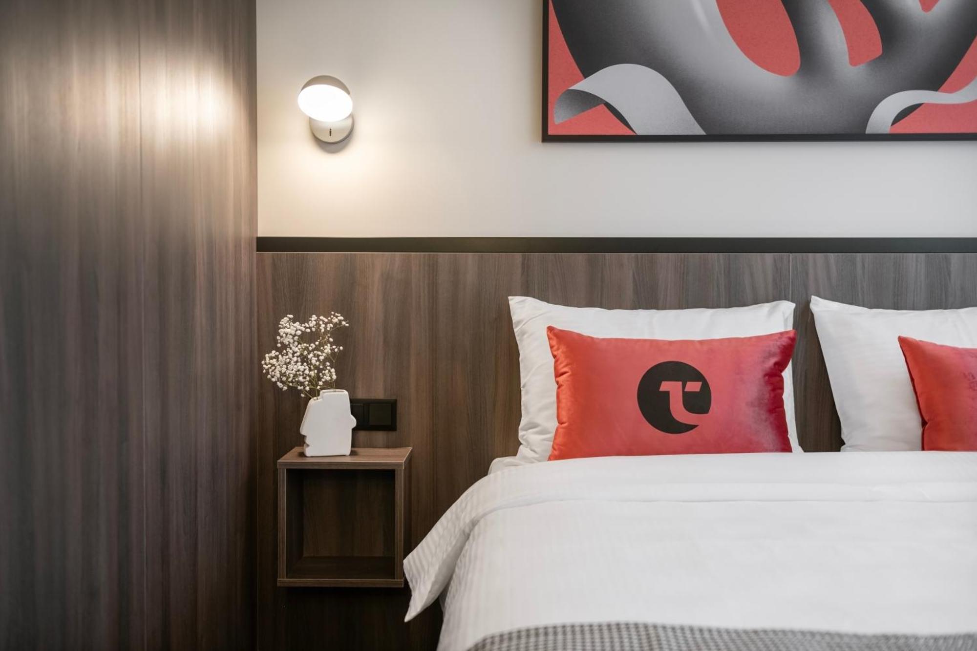 Taurage Hotel エクステリア 写真