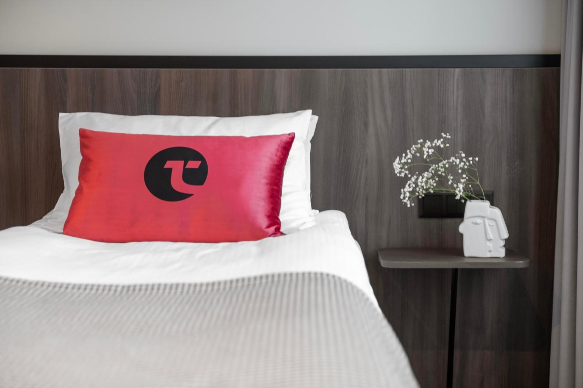 Taurage Hotel エクステリア 写真