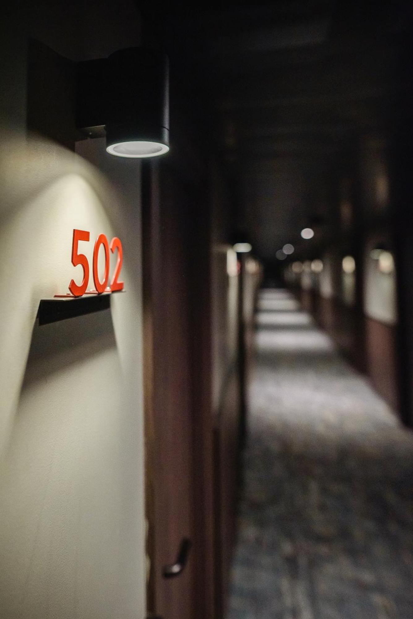 Taurage Hotel エクステリア 写真